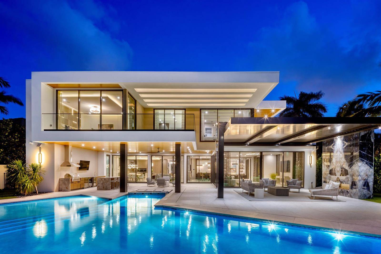 217 Thatch PalmBoca Raton - picture
