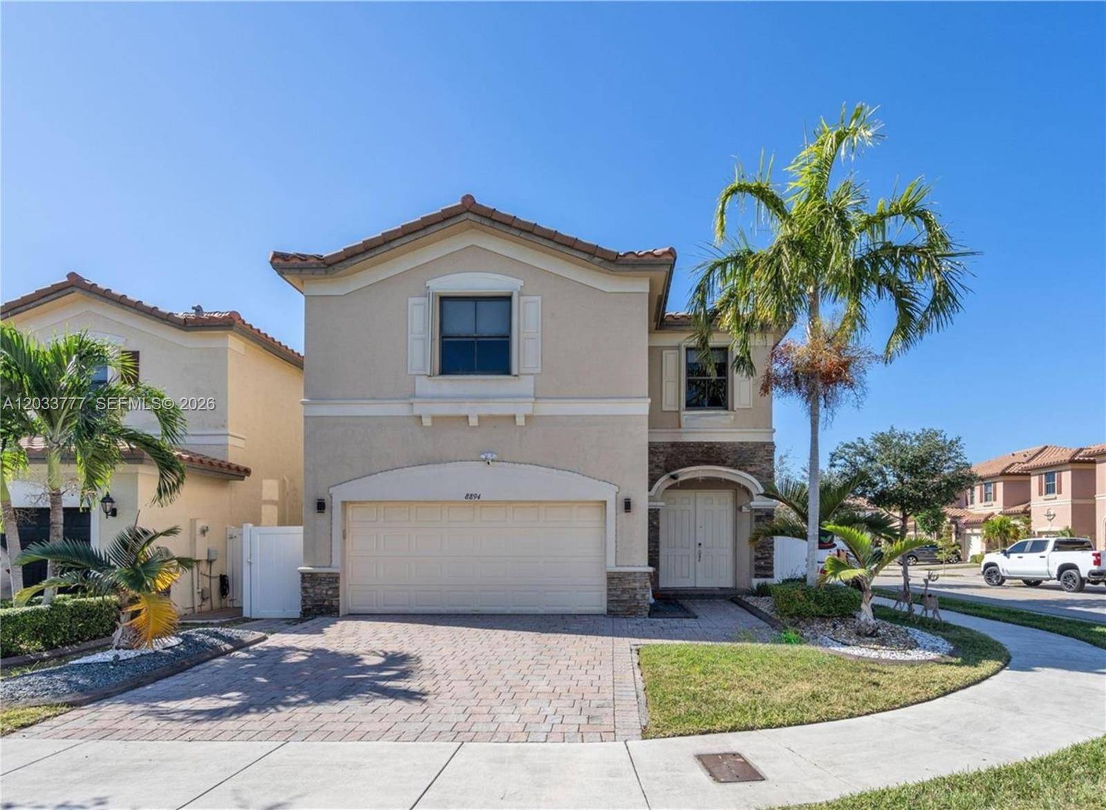 8894 W 34th AveHialeah - picture