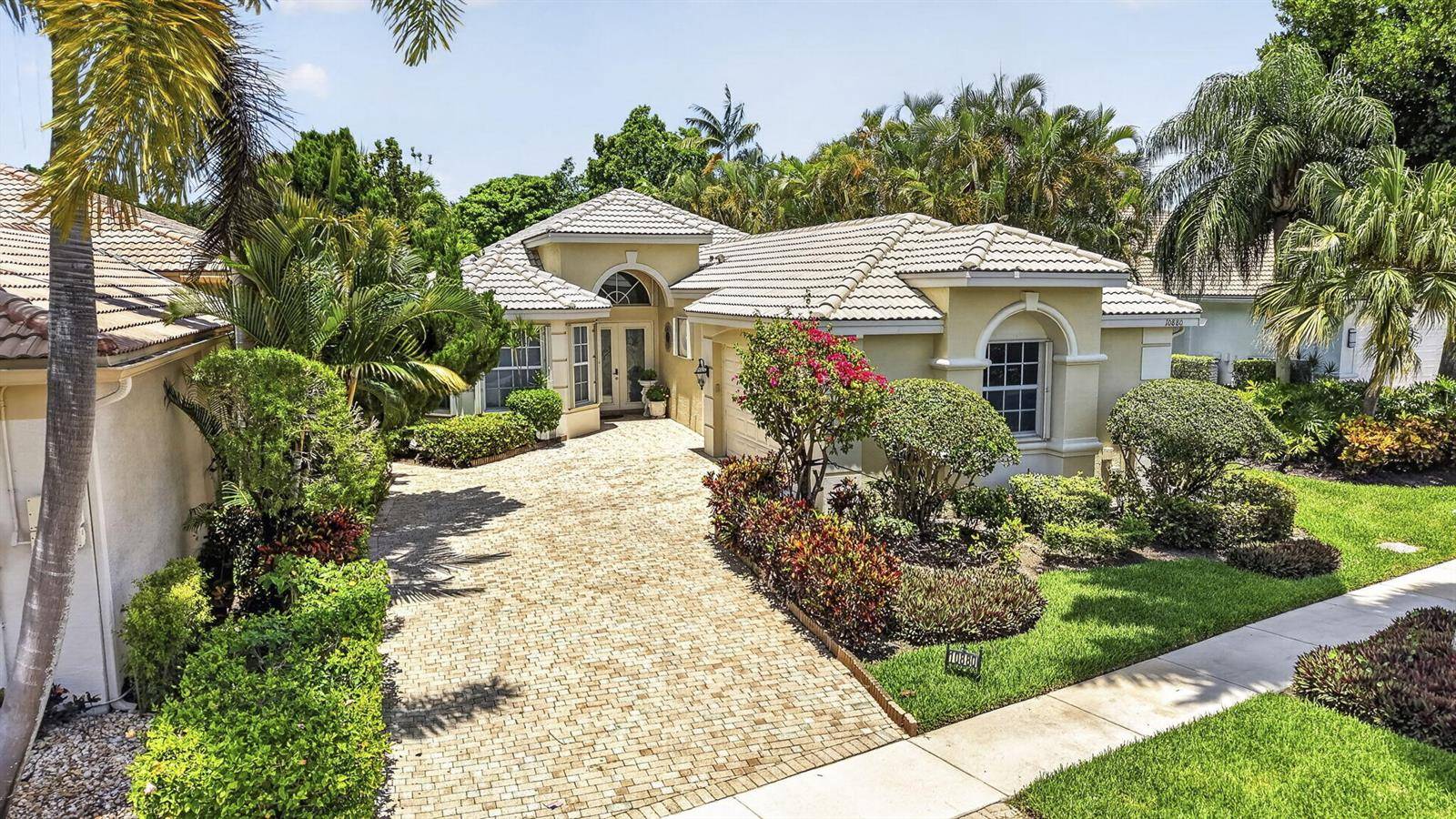 10880 NorthgreenLake Worth - picture
