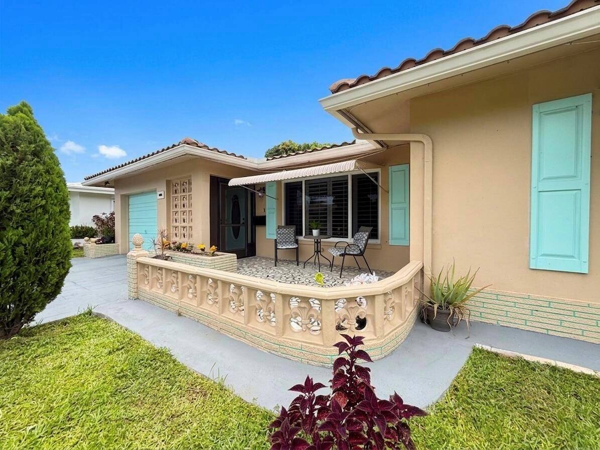 4400 NW 44thTamarac - picture