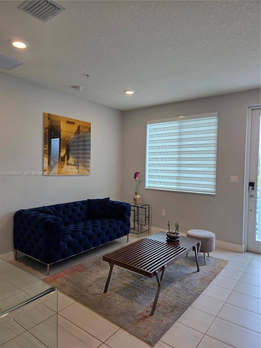 10222 NW 64th WayDoral - LANDMARK AT DORAL CONDO N condo unit 302 - picture