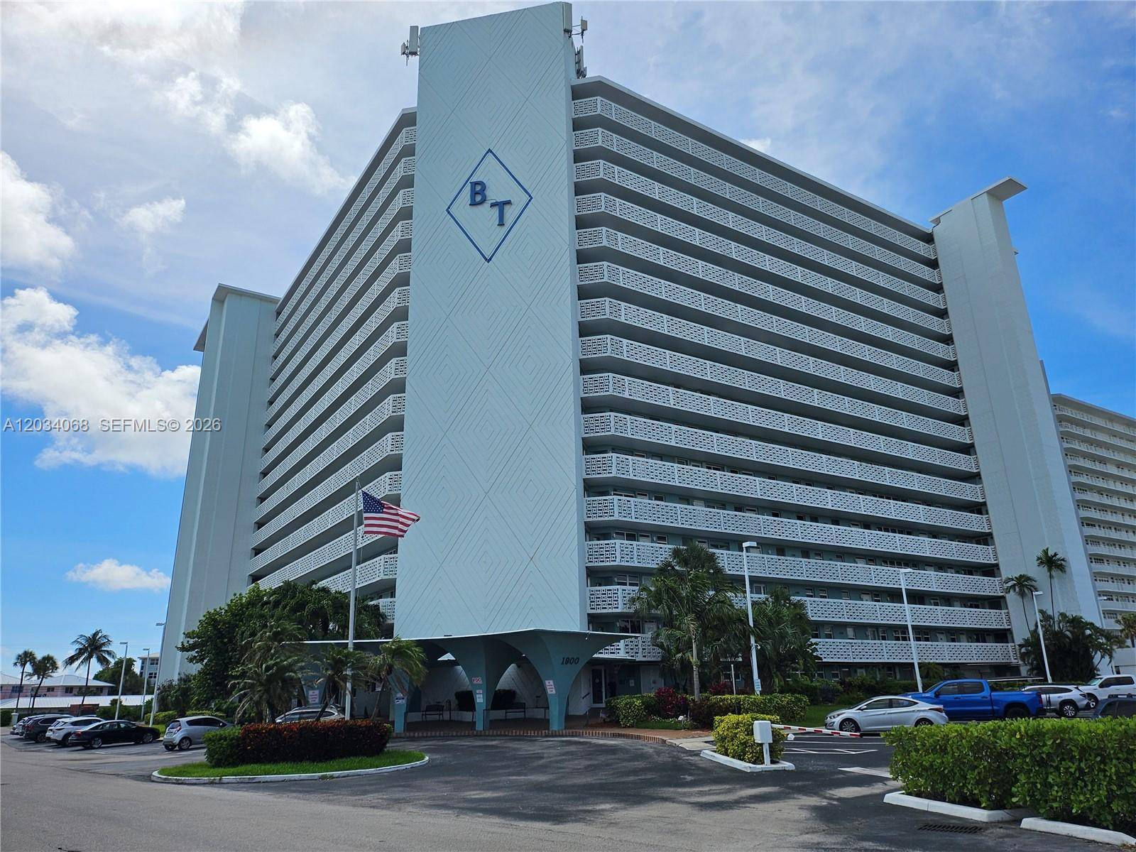 1900 S Ocean DrFort Lauderdale - Co-Op 5+ Stories,Co-Op condo unit 1704 - picture