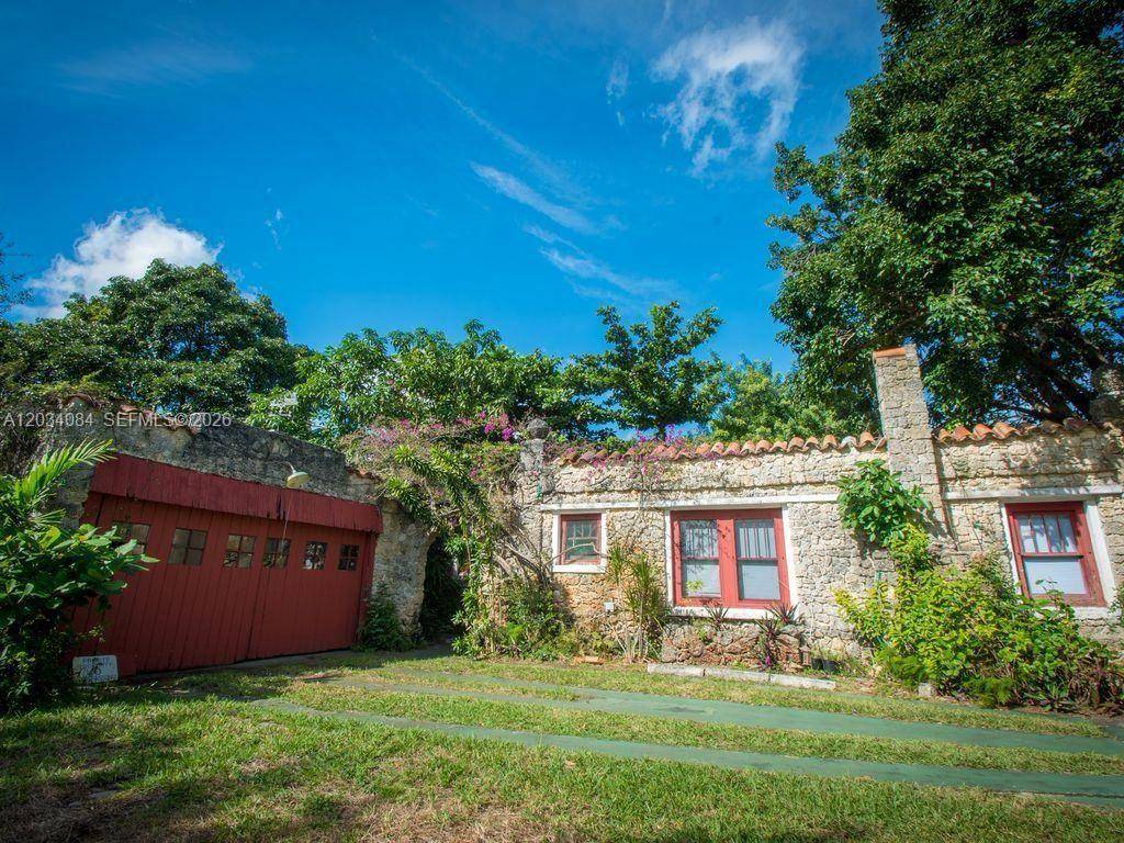 8238 NE 9th AveMiami - picture