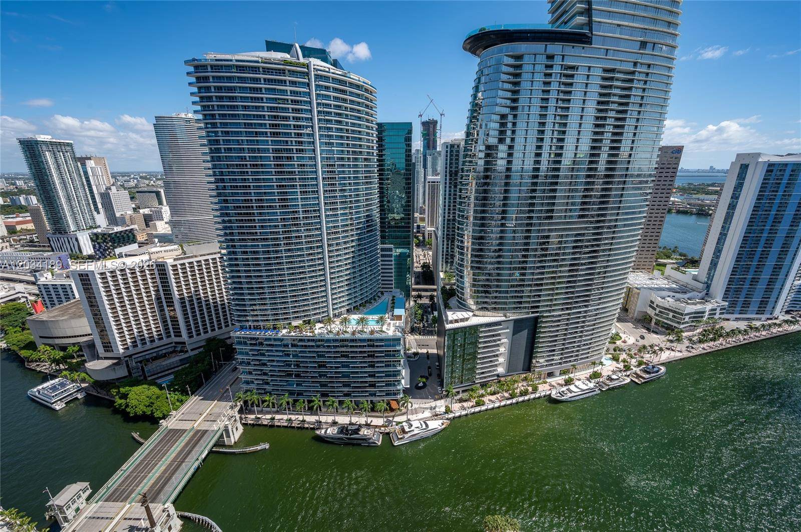 475 Brickell AveMiami - ICONBRICKELL CONDO NO 1 condo unit 4115 - picture