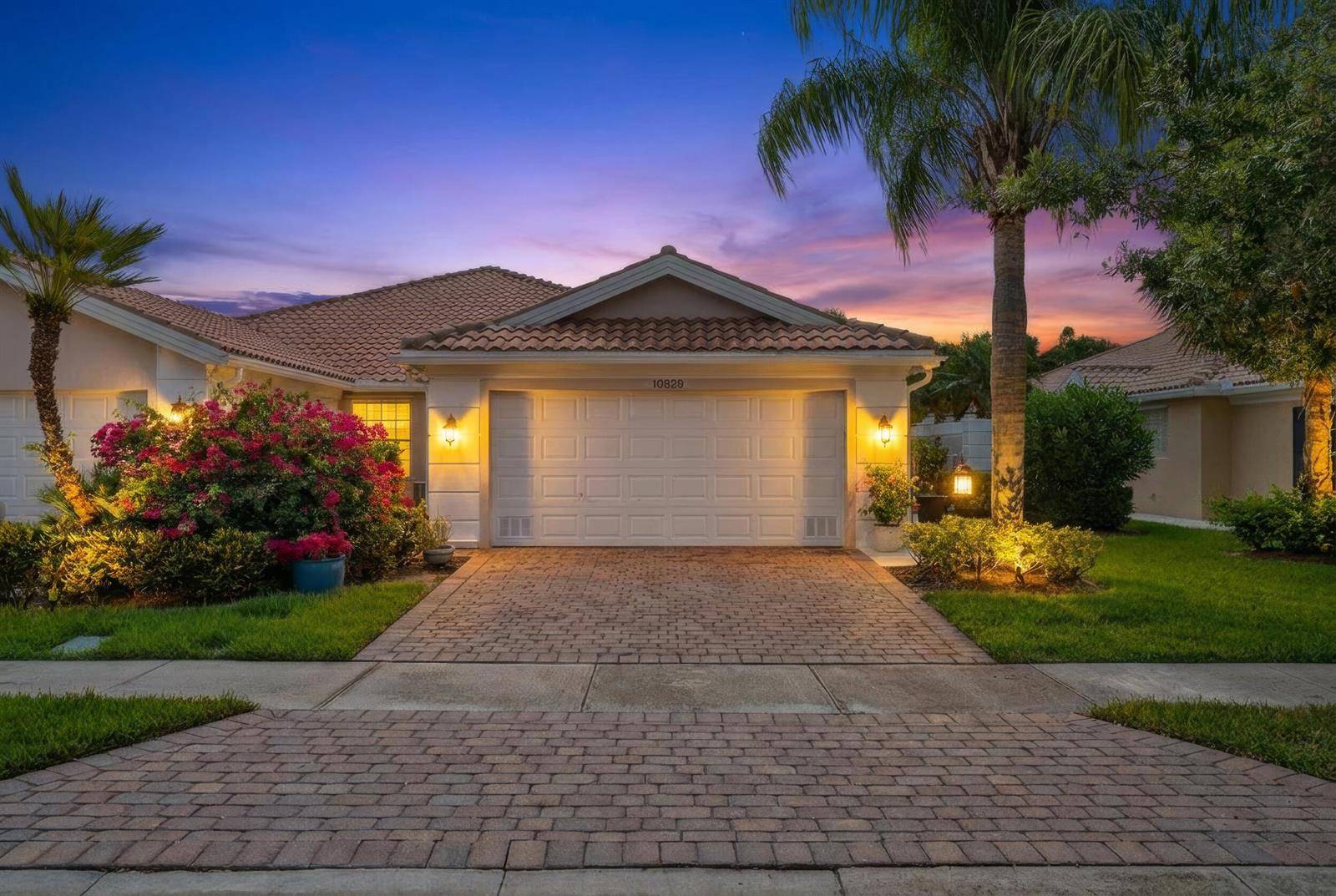 10829 SW DardanellePort St. Lucie - picture