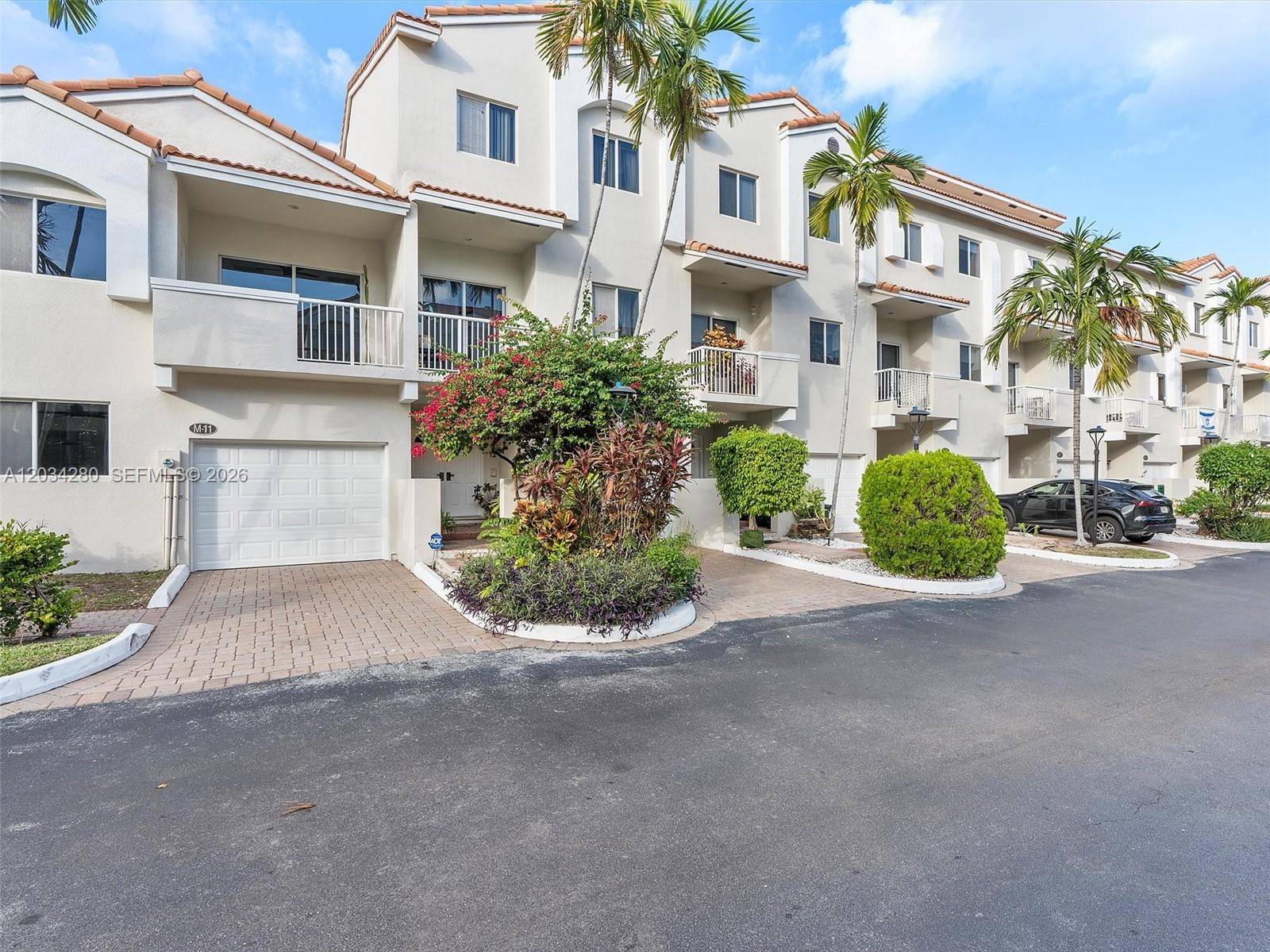 21399 Marina Cove CirAventura - Townhouse/Villa-Annual,Townhouse condo unit M12 - picture