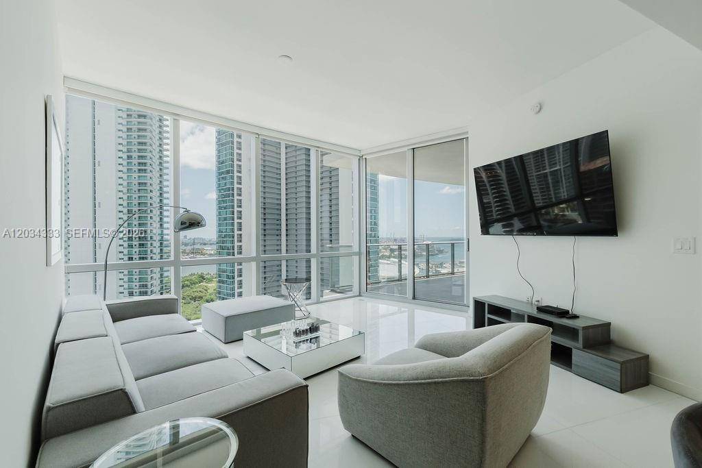 851 NE 1st AveMiami - PARAMOUNT MIAMI WORLDCENT condo unit 2303 - picture