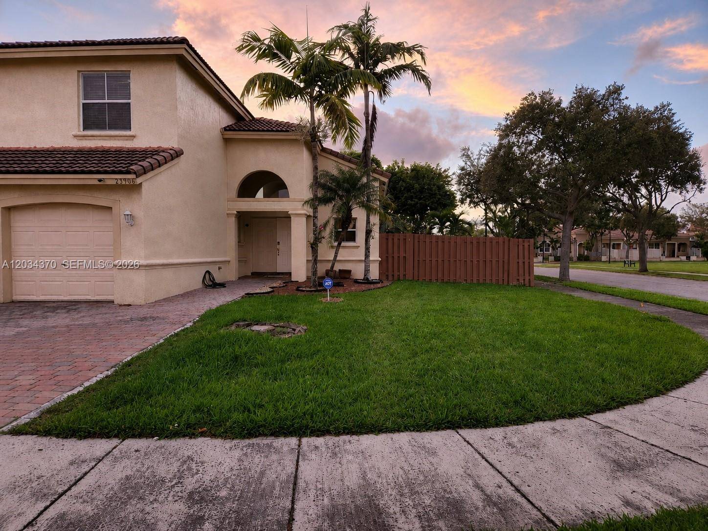23906 SW 108 PLHomestead - picture