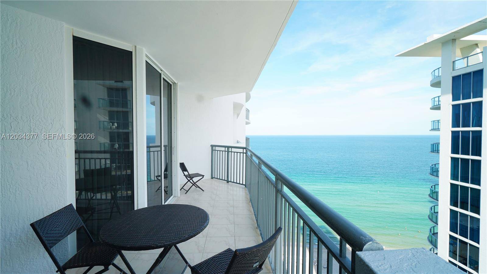 17375 Collins AveSunny Isles Beach - OCEAN POINT BEACH CLUB CO condo unit 2304 - picture