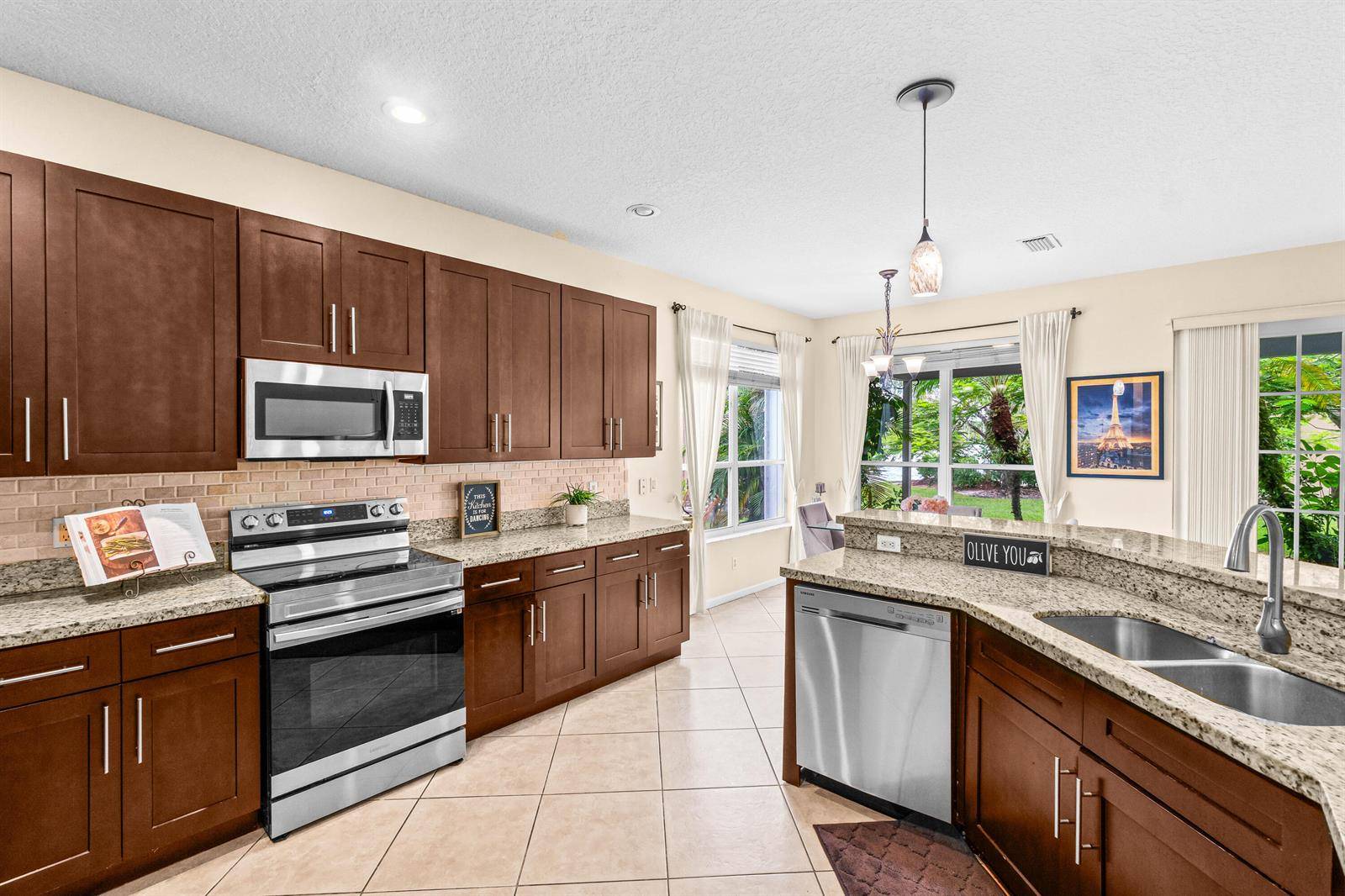 21958 Palm GrassBoca Raton - picture