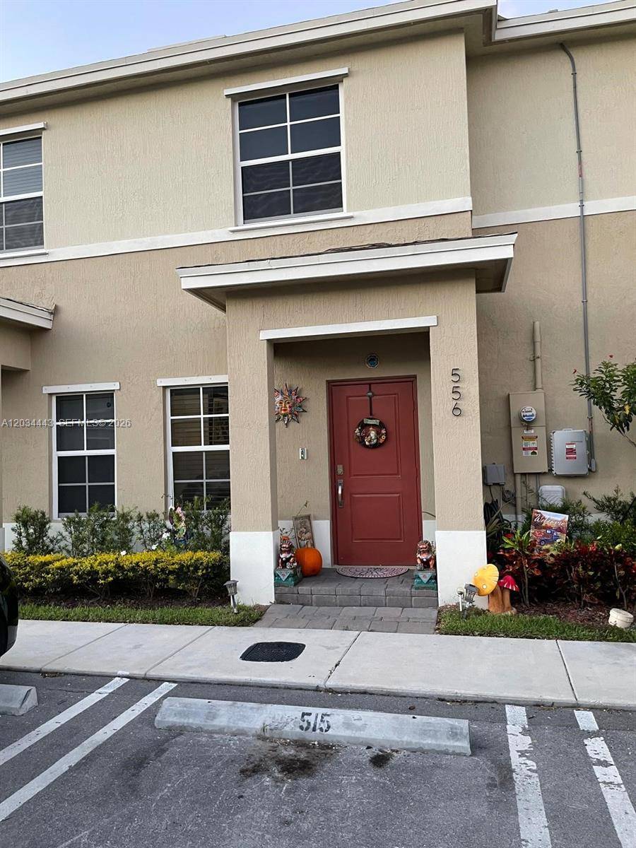 556 NE 5th StFlorida City - picture