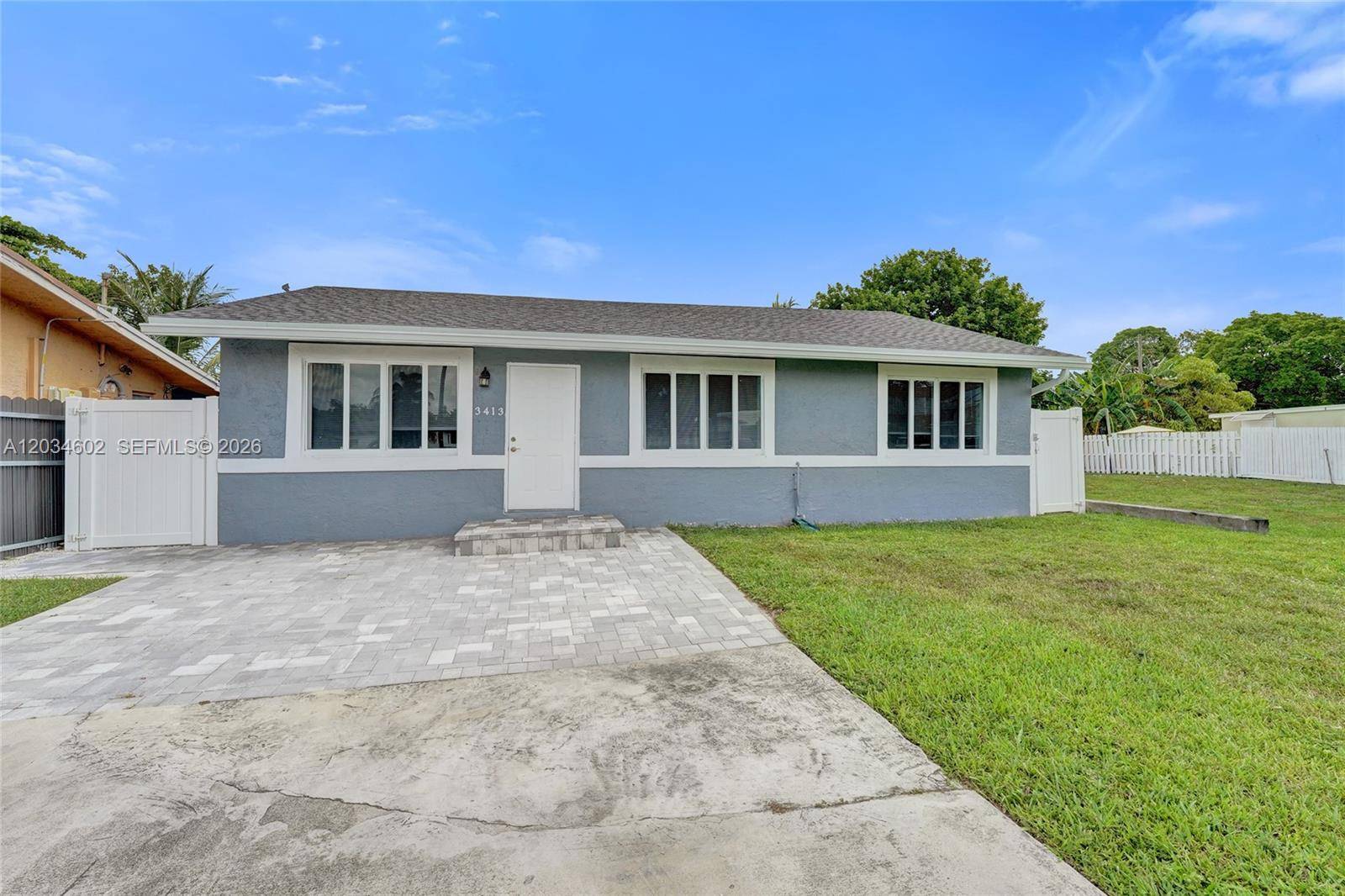 3413 SW 12th CtFort Lauderdale - picture