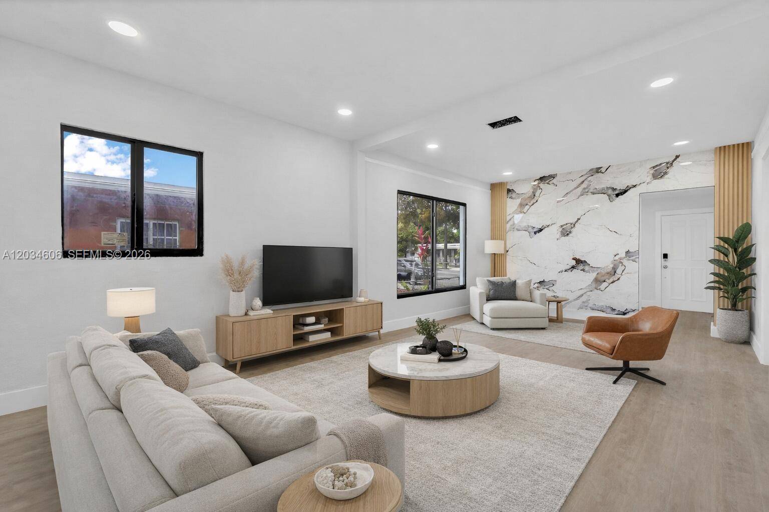 2428 NW 28th StMiami - picture