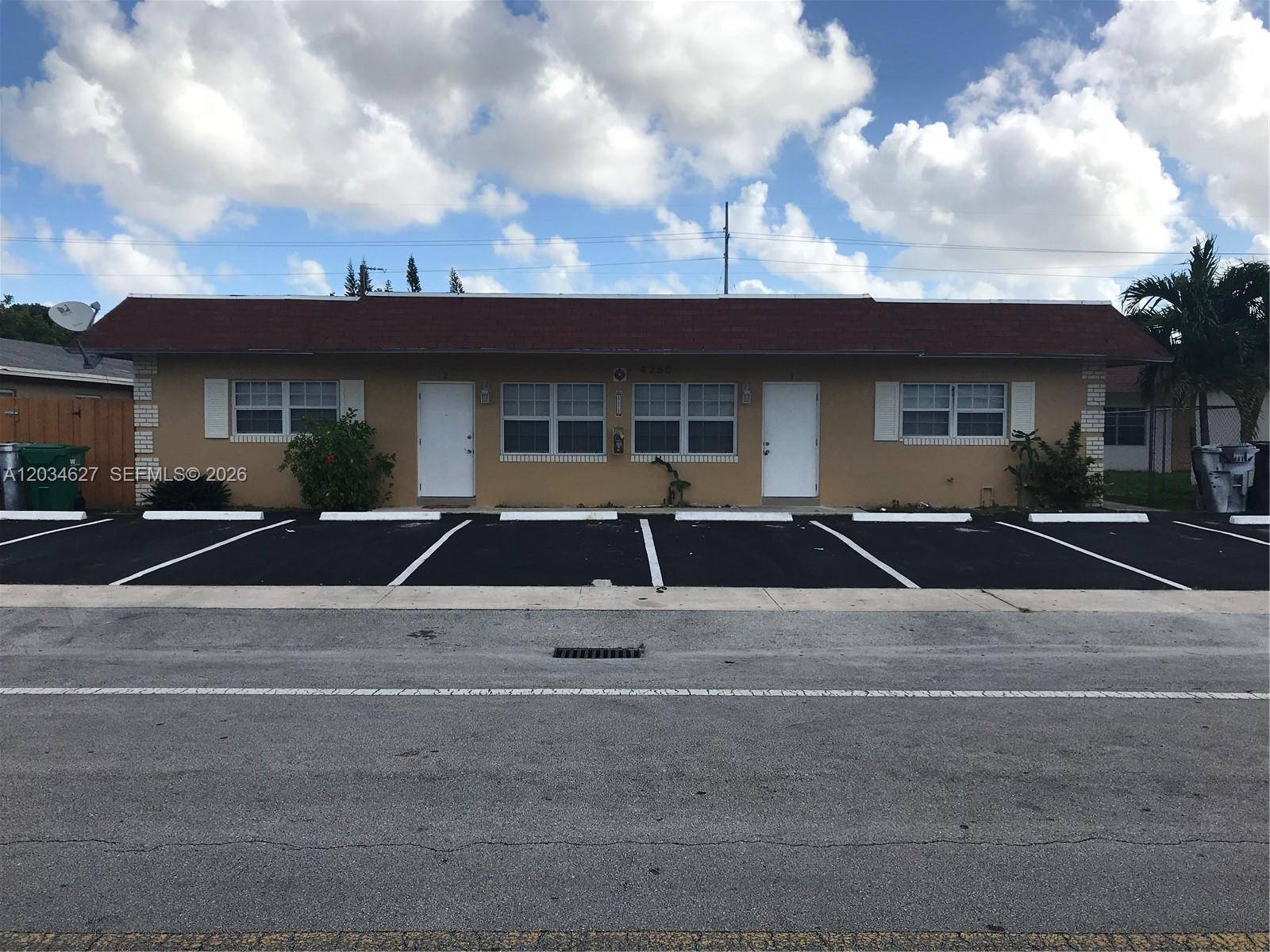 4260 NW 31st TerLauderdale Lakes - picture