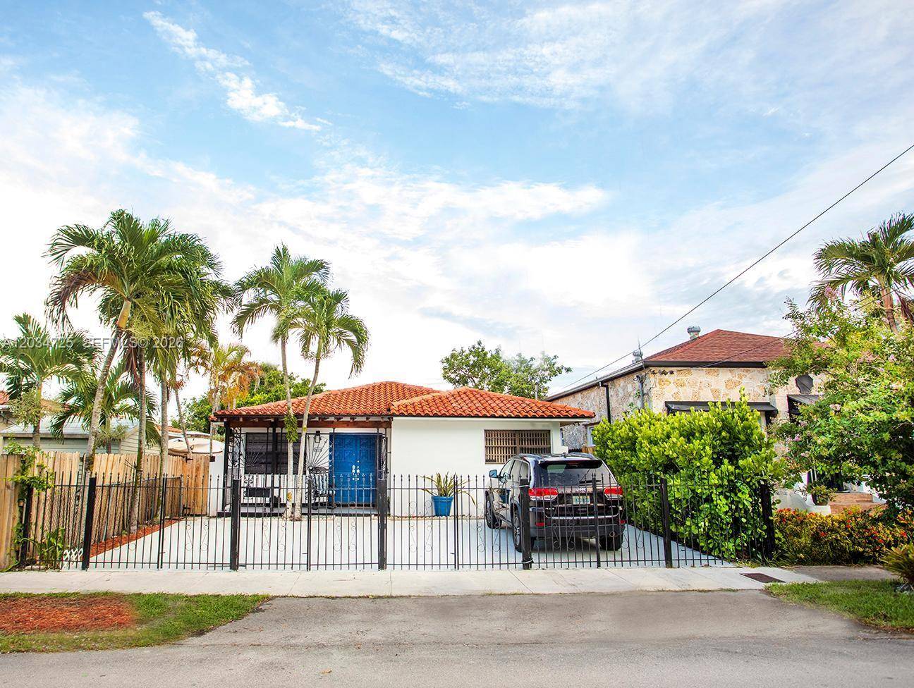 3610 SW 14th StMiami - picture