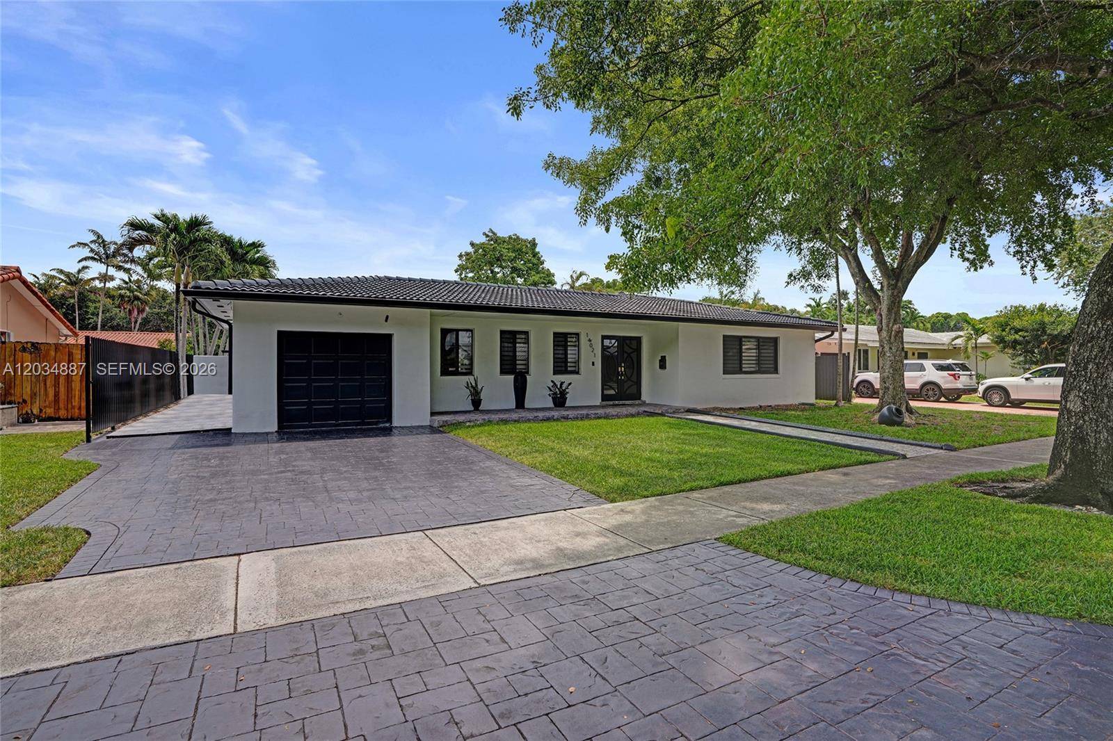 14021 Cypress CtMiami Lakes - picture