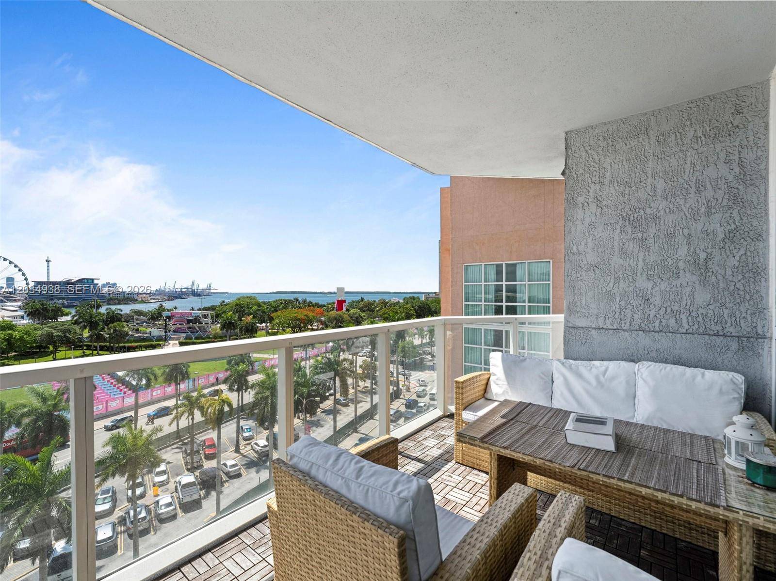 244 Biscayne BlvdMiami - VIZCAYNE NORTH CONDO condo unit 701 - picture