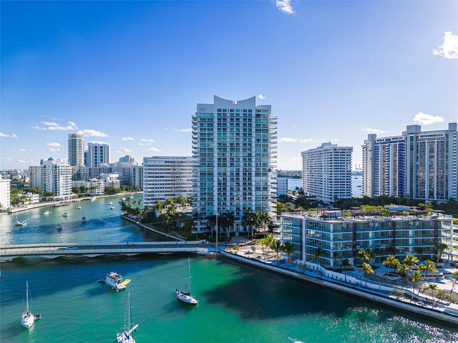 10 Venetian WayMiami Beach - Condo/Co-Op/Annual,Condo condo unit PH04 - picture