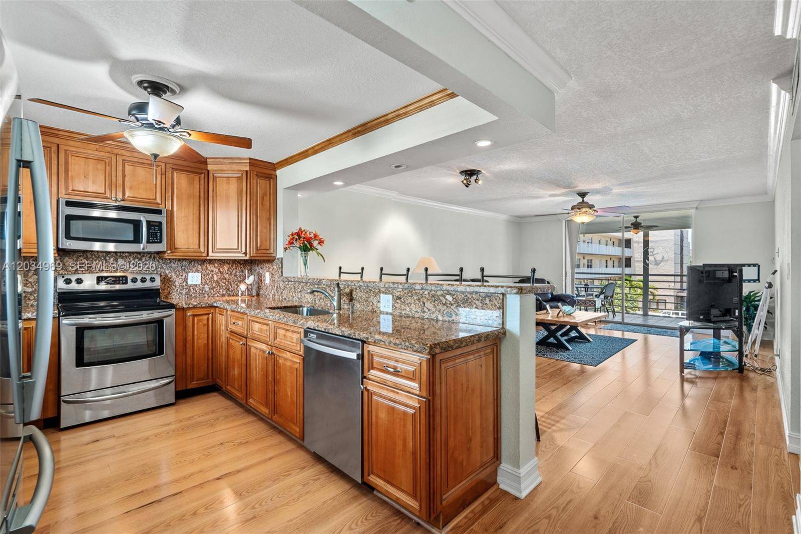 325 SE 11th TerDania Beach - Condo 1-4 Stories,Condo condo unit 308 - picture