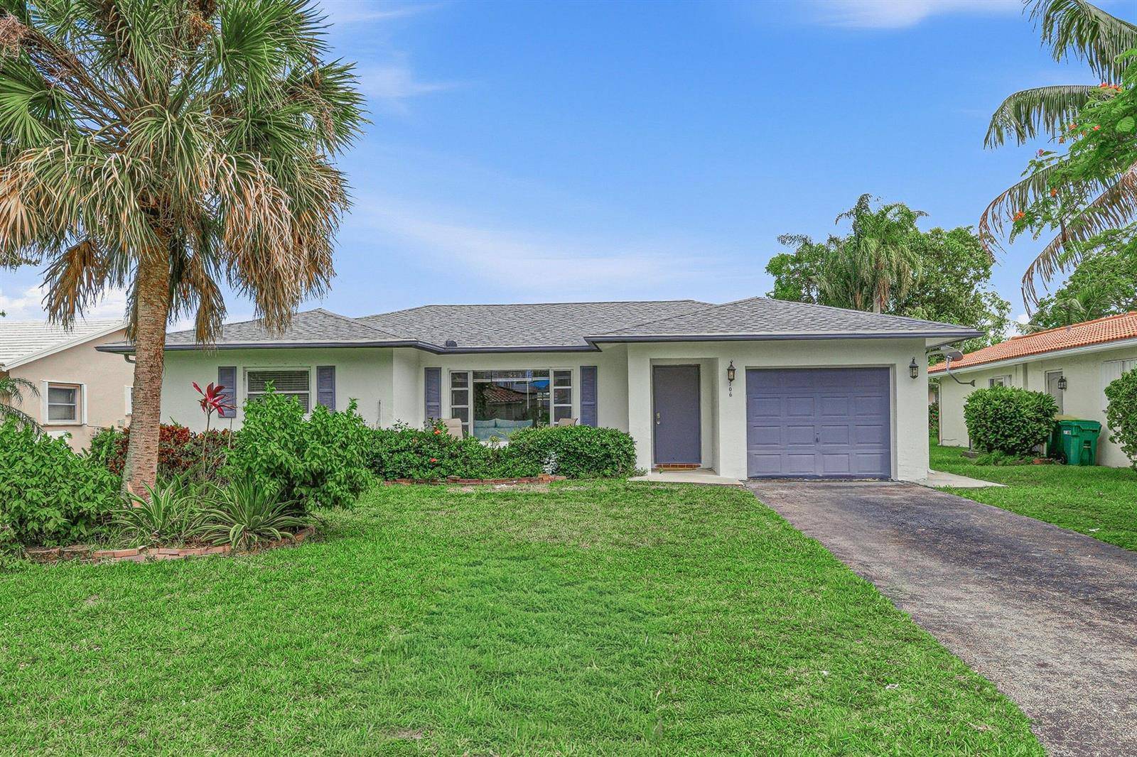 8106 NW 101stTamarac - picture