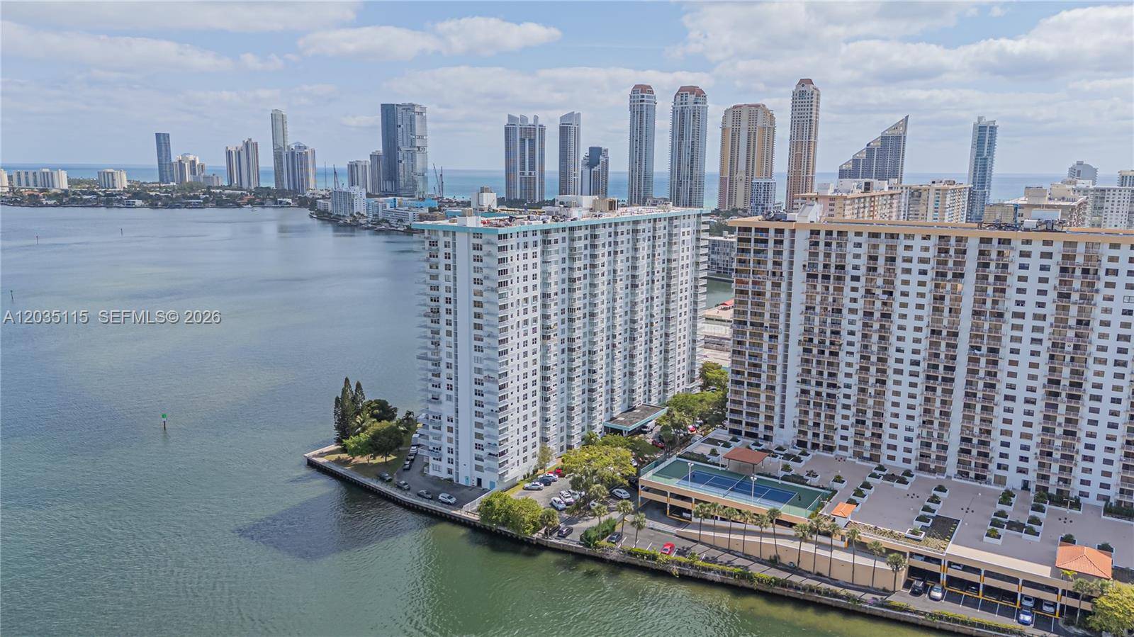 301 174 STSunny Isles Beach - Condo 5+ Stories,Condo condo unit 702 - picture
