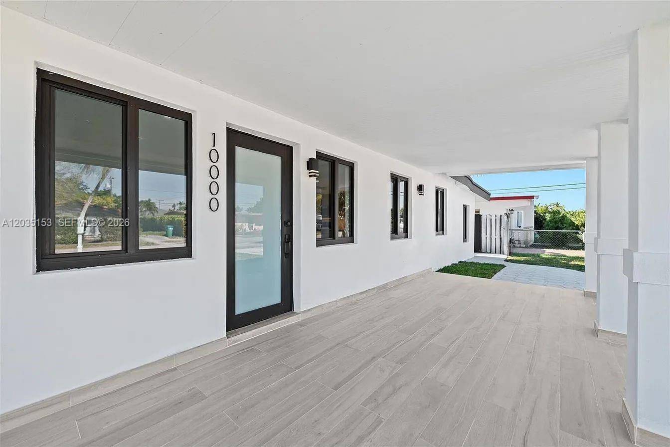 10000 SW 43rd StMiami - picture