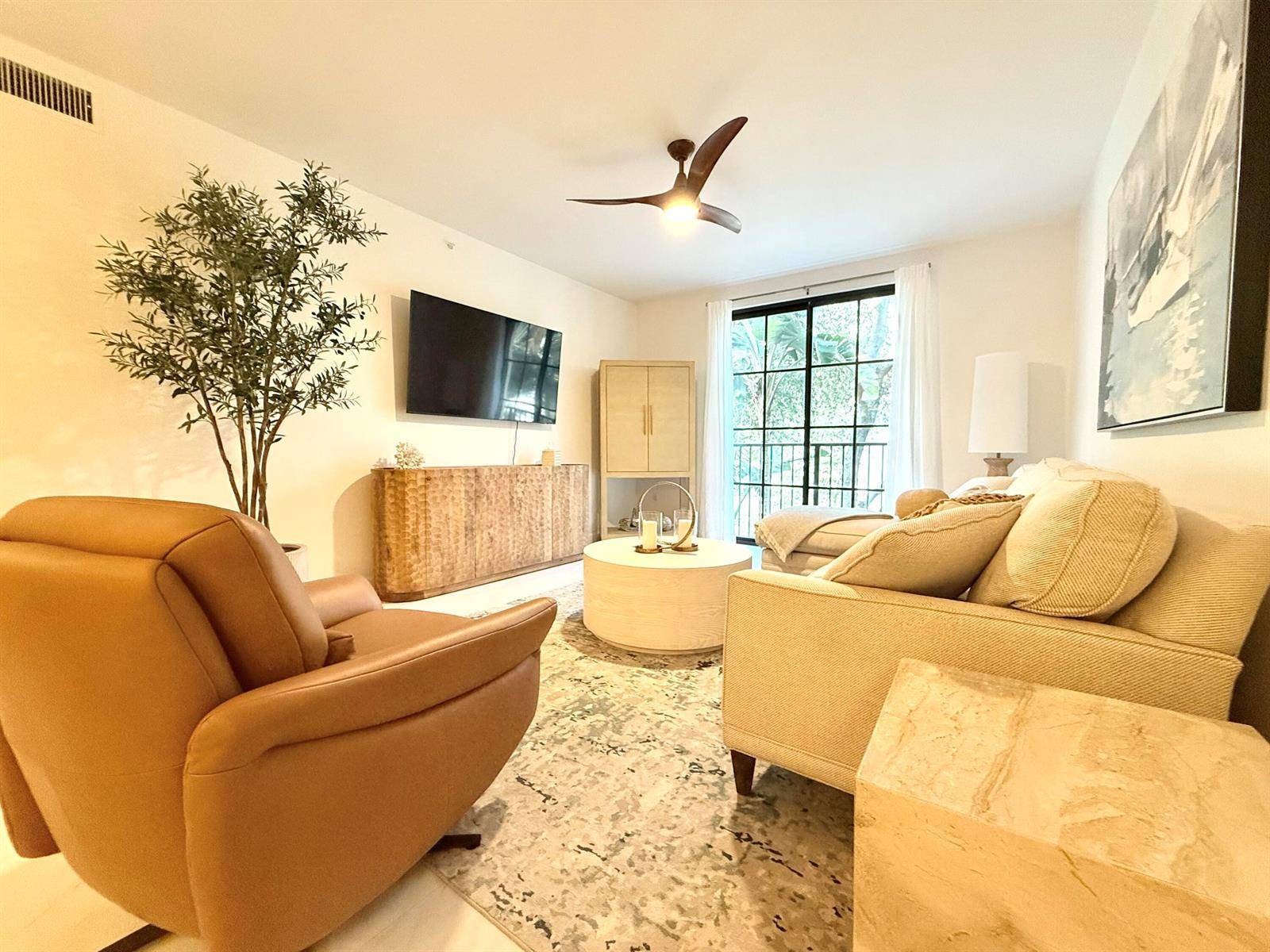 780 S SapodillaWest Palm Beach - COURTYARDS IN CITYPLACE CO condo unit 207 - picture