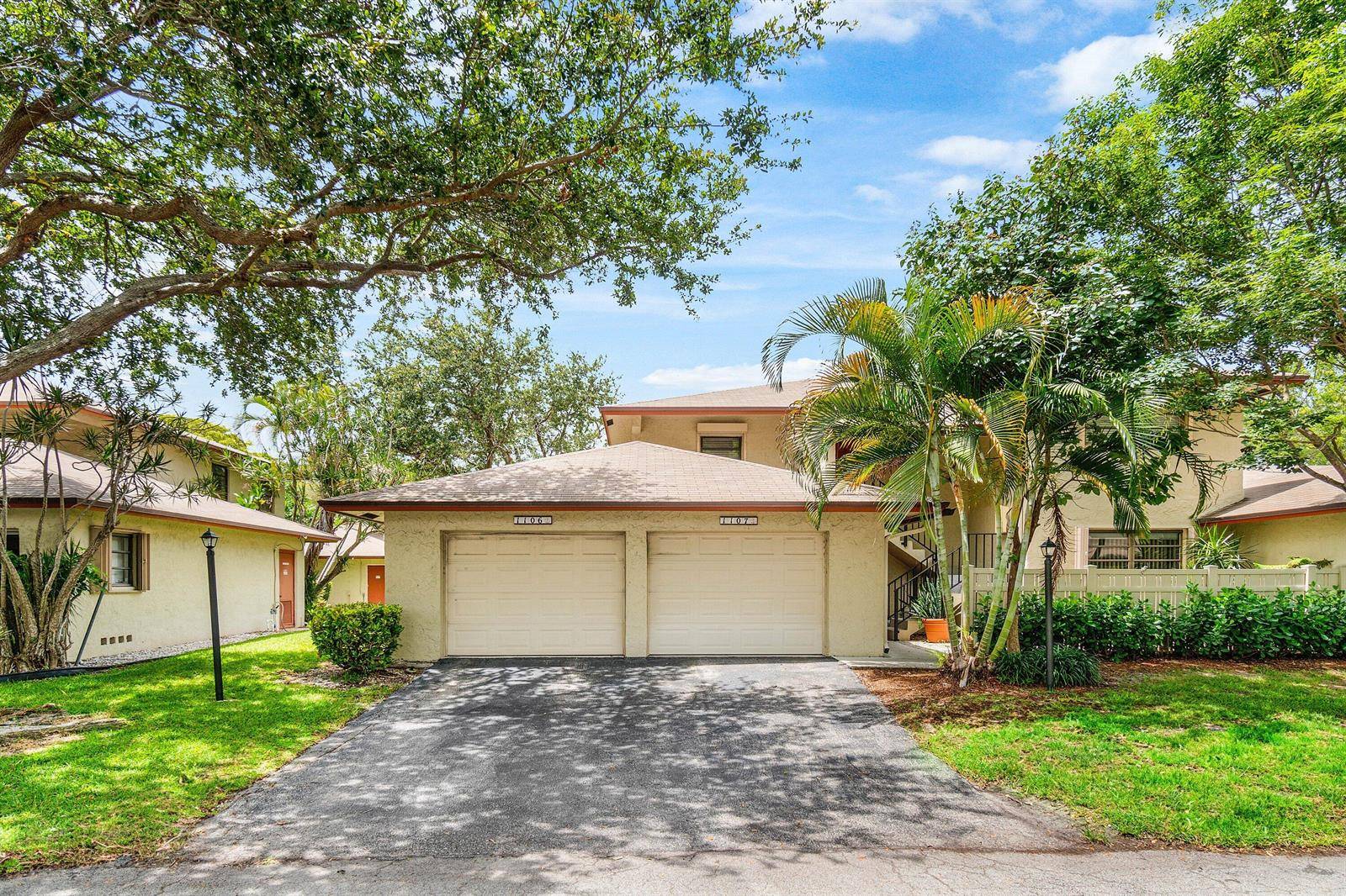 1779 NE 39thPompano Beach - CONDOMINIUM 11 OF LIGHTHOU condo unit 1106 - picture