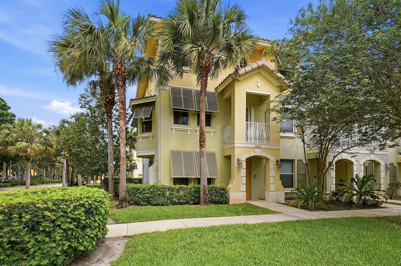 3902 White PeacockCoconut Creek - picture