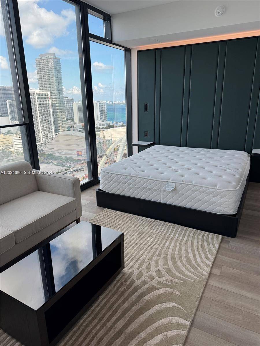 20 NE 11Miami - ELLEVEN HOTEL RESIDENCES,E11EVEN RESIDENCES condo unit 3303A - picture