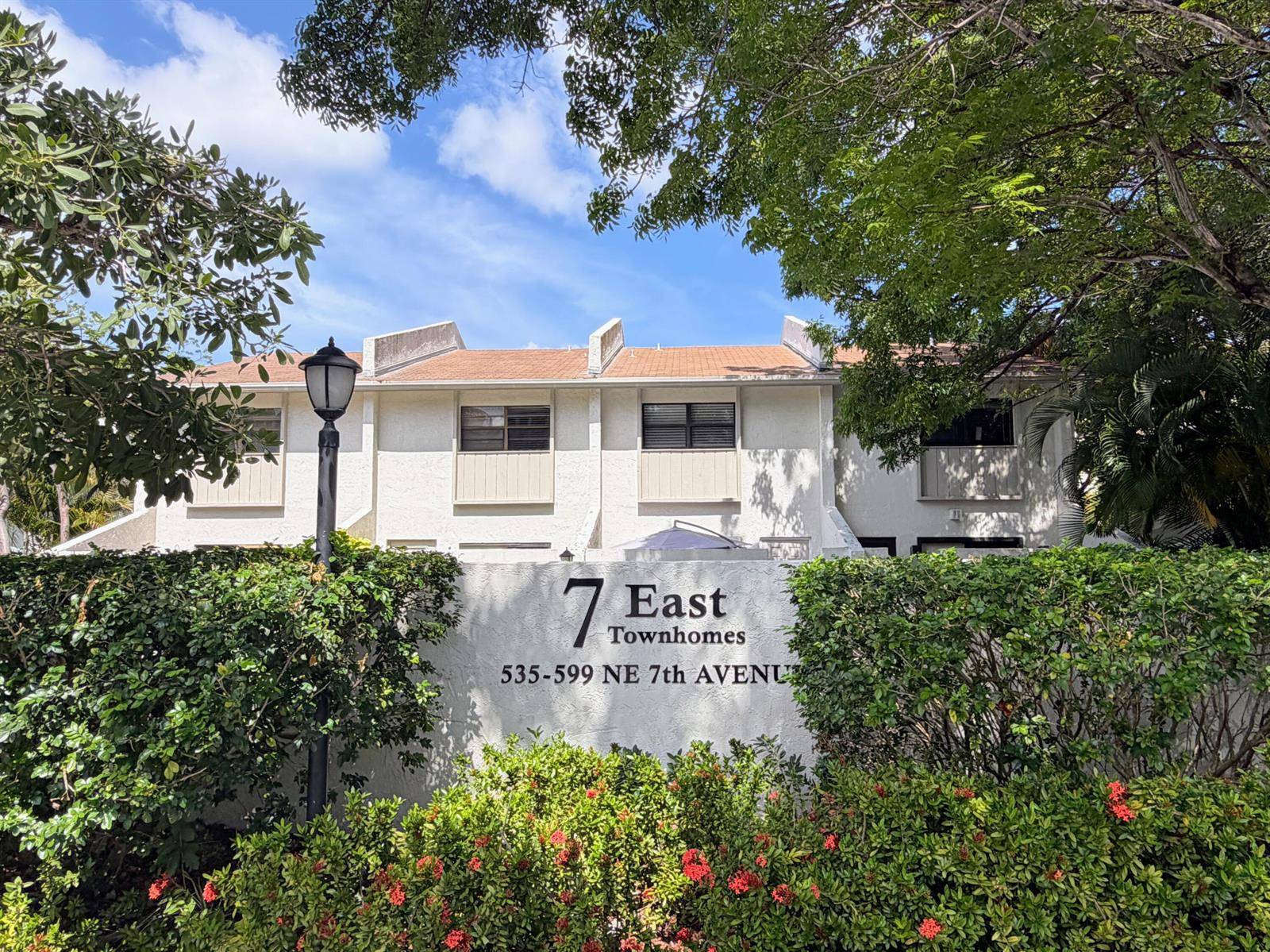 575 NE 7thFort Lauderdale - 7 EAST CONDO,7 EAST condo unit 4b - picture