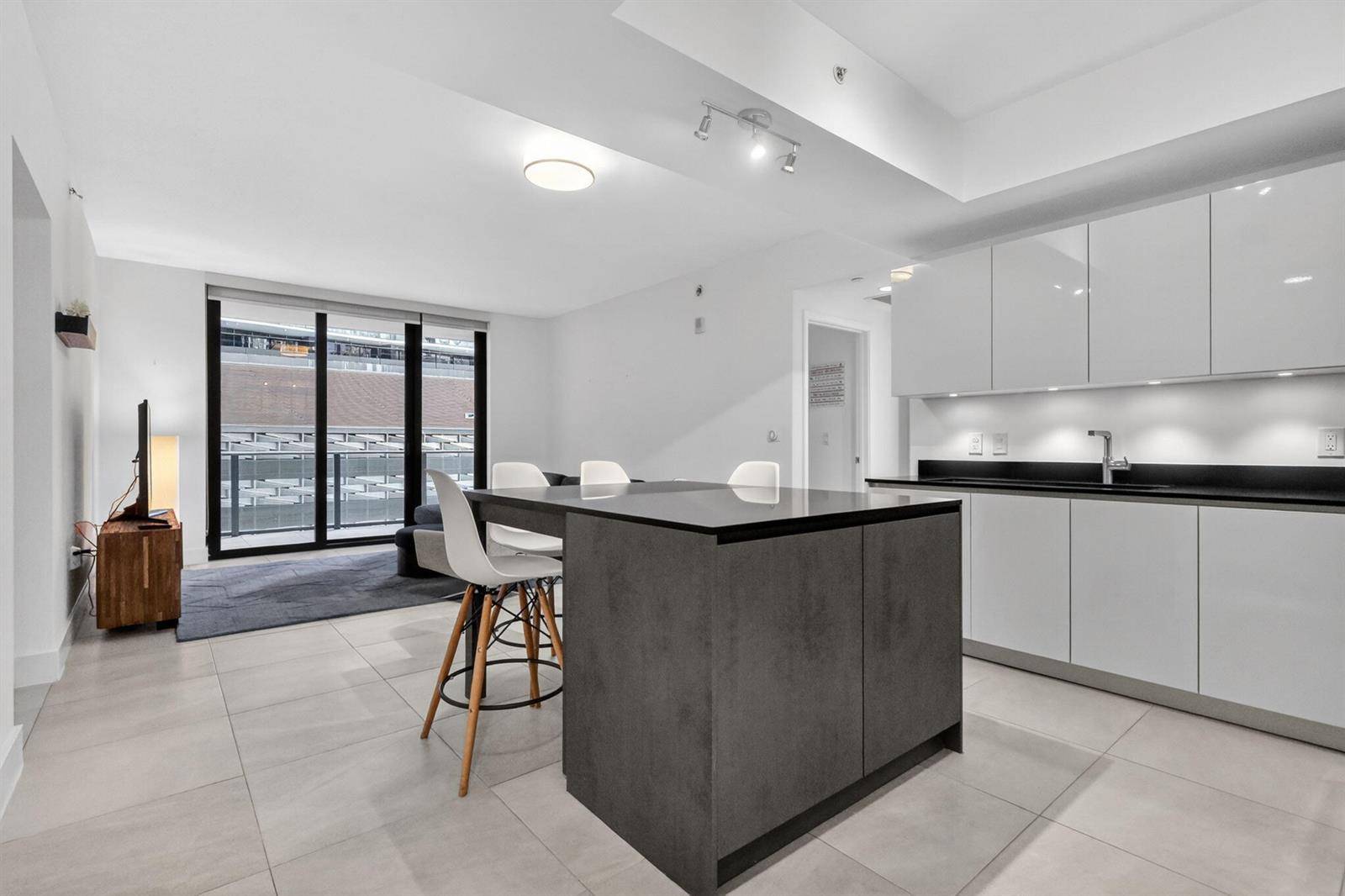 1010 BrickellMiami - 1010 BRICKELL CONDO condo unit 1607 - picture