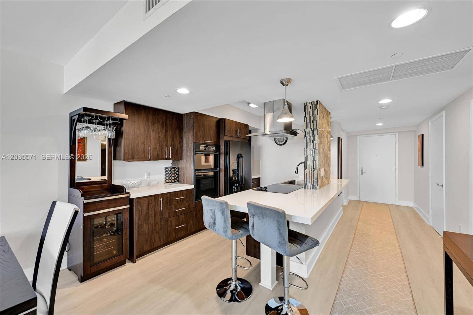 1850 S Ocean DrHallandale Beach - Condo/Co-Op/Annual,Condo condo unit 1907 - picture
