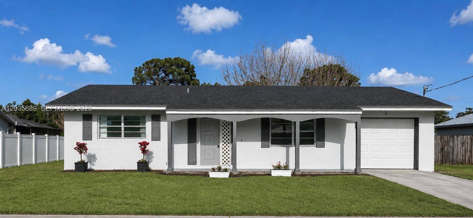 1781 SE Fairfield StPort St. Lucie - picture