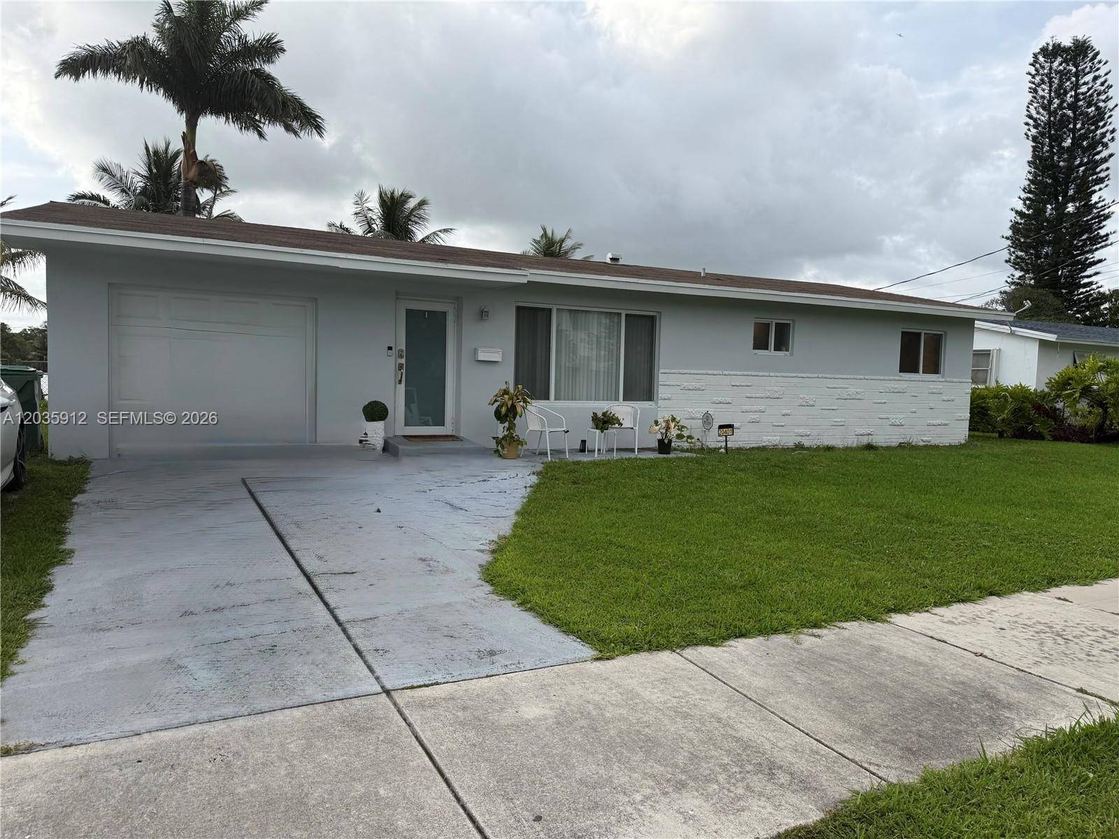 20401 NW 4th AveMiami Gardens - picture