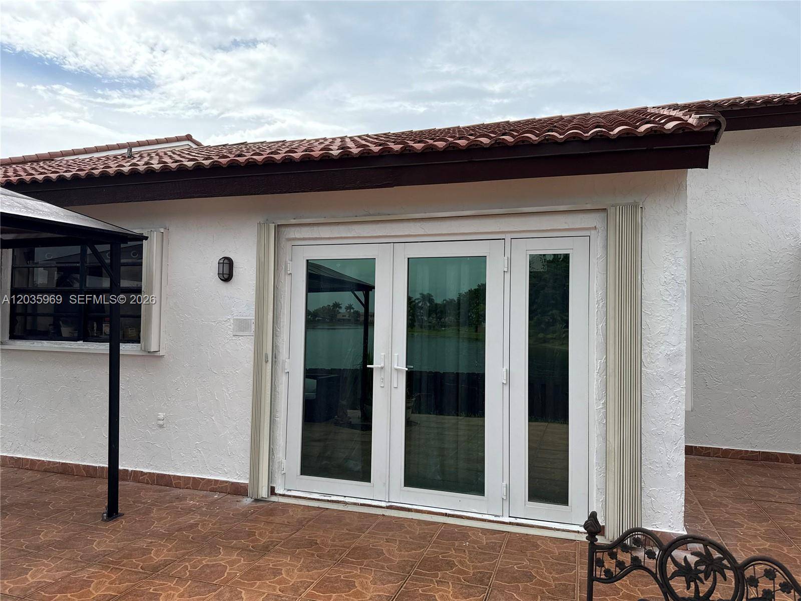 13326 SW 9th TerMiami - picture