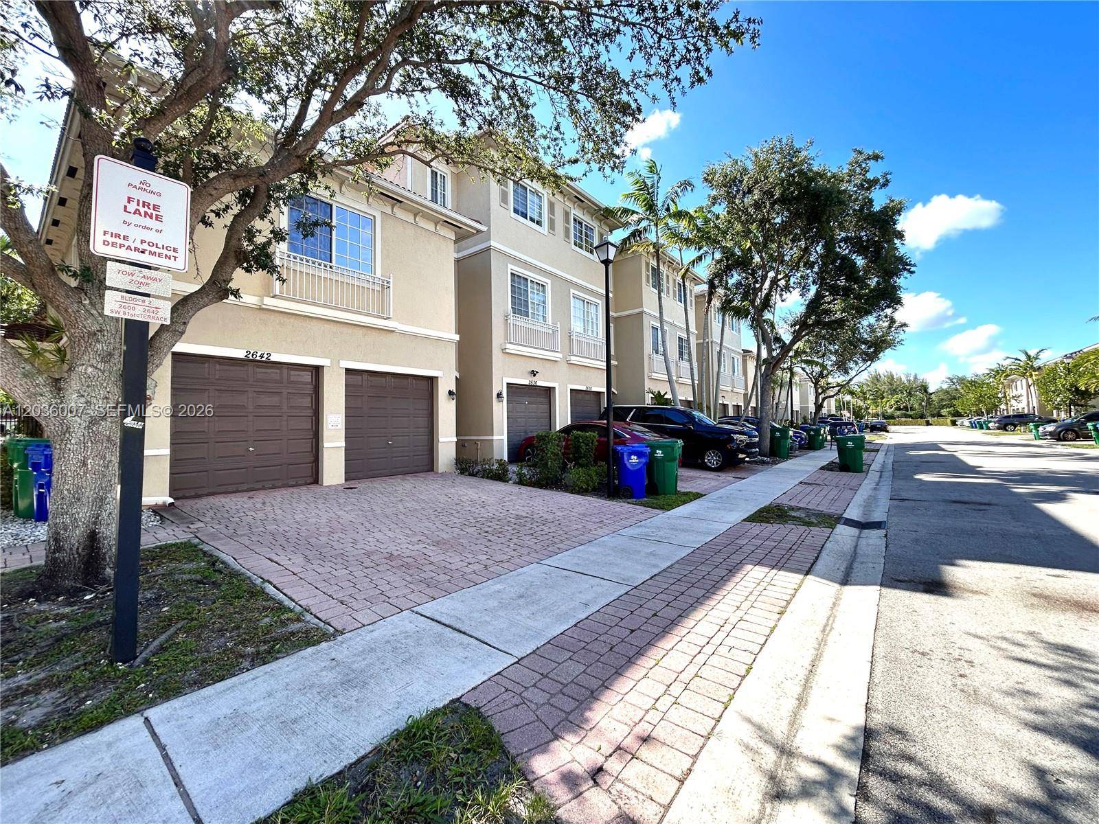2664 SW 81st TerMiramar - CALABRIA II CONDO condo unit 2654 - picture