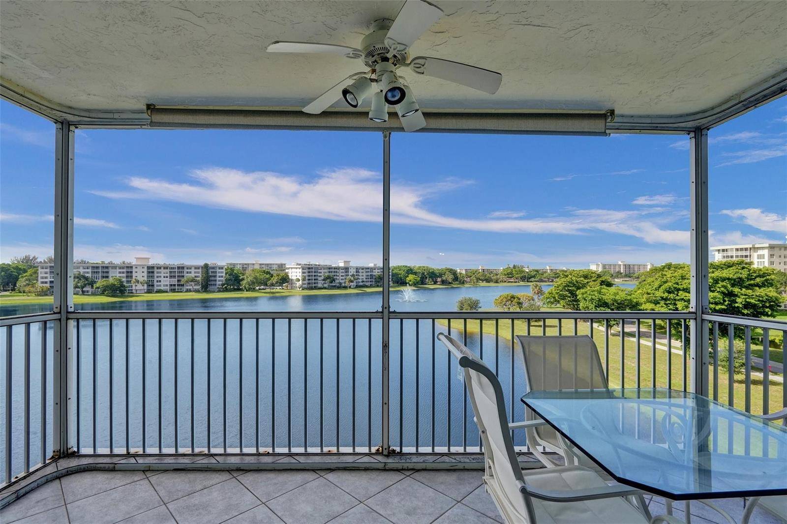 2900 N CoursePompano Beach - NO 53 PALM-AIRE COUNTRY CL condo unit 602 - picture