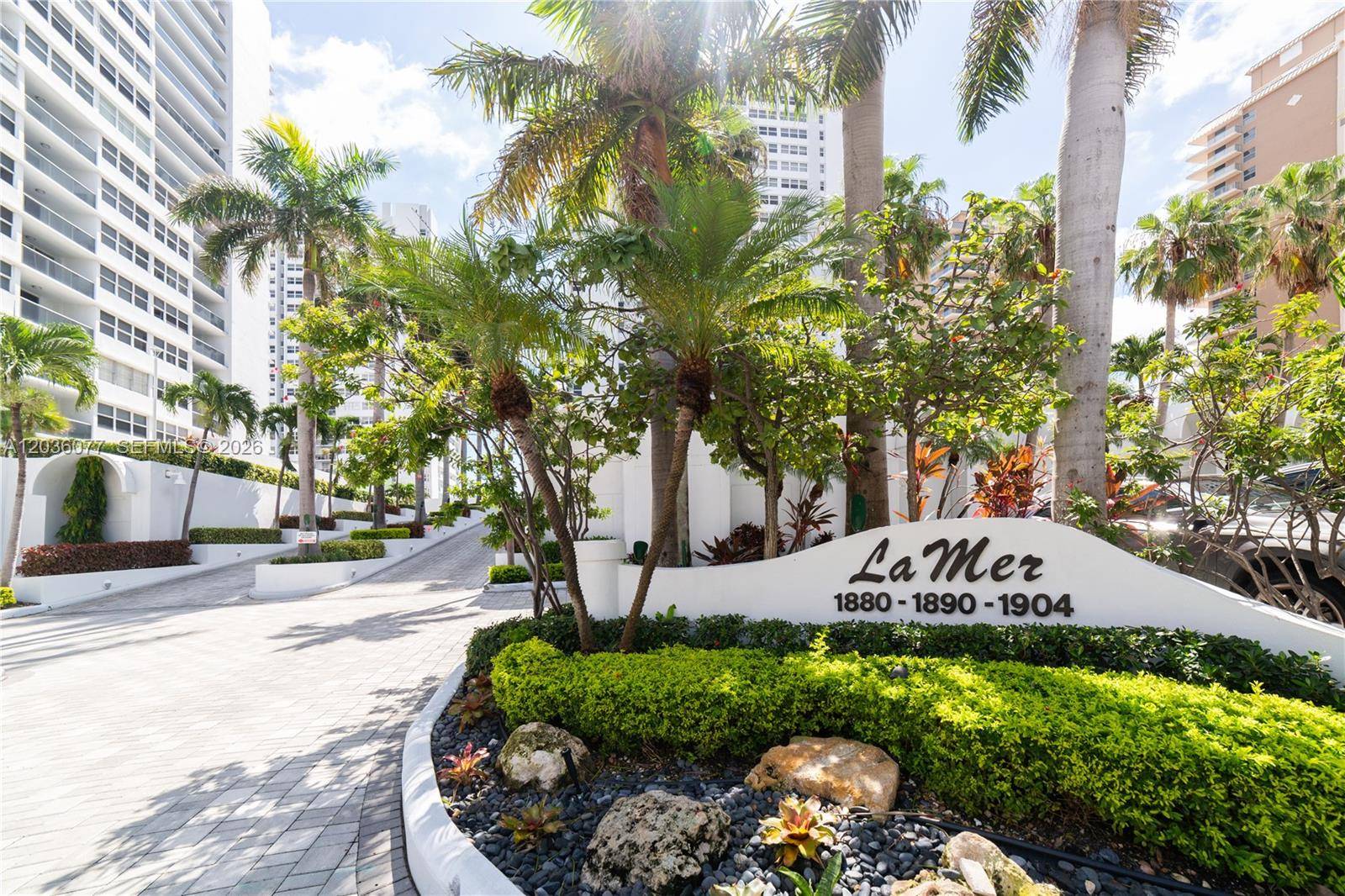 1904 S Ocean DrHallandale Beach - LA MER ESTATES SOUTH COND condo unit 604 - picture