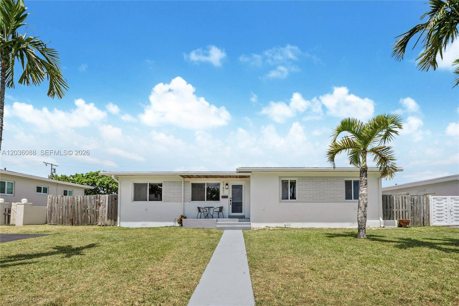 11601 SW 141st StMiami - picture