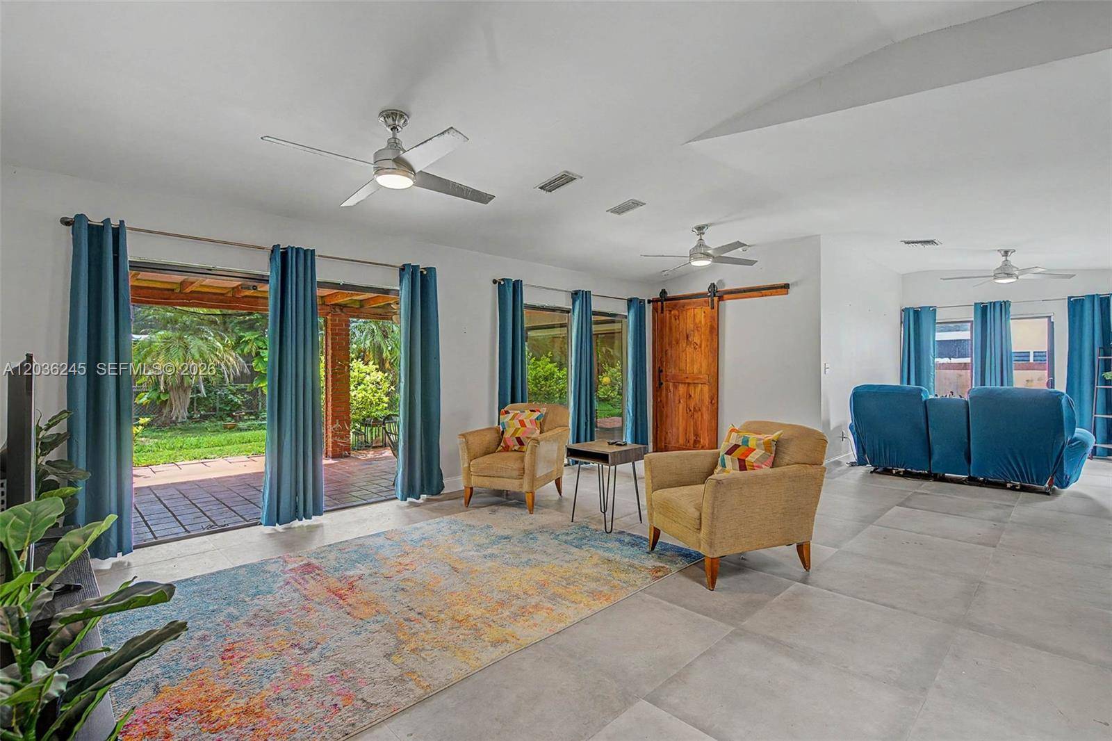 15741 SW 147th CtMiami - picture