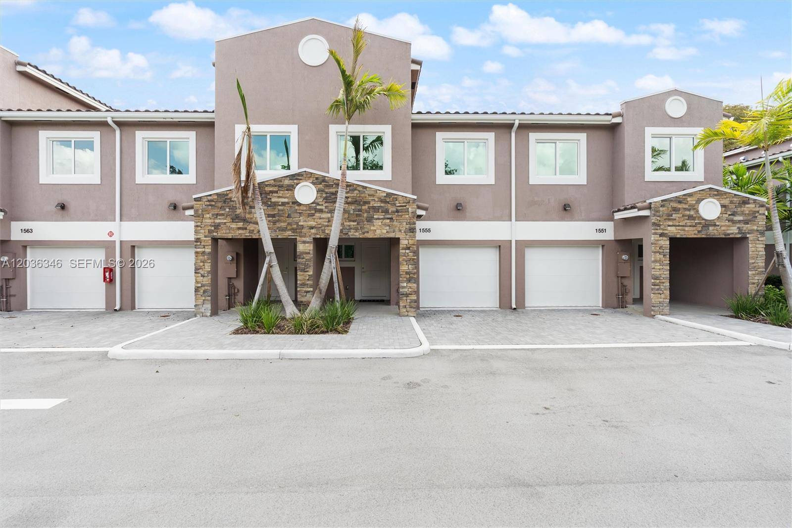1555 NW 94TH WayCoral Springs - picture