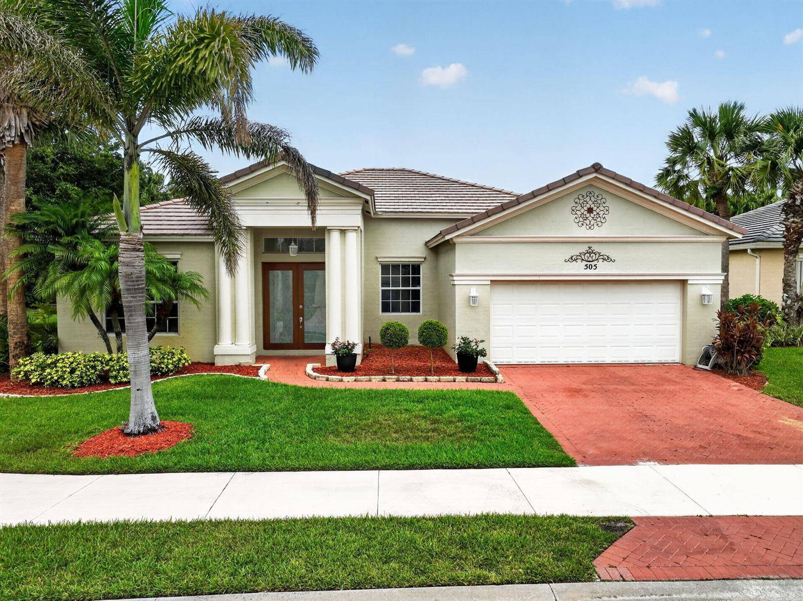 505 SW Lake ManateePort St. Lucie - picture