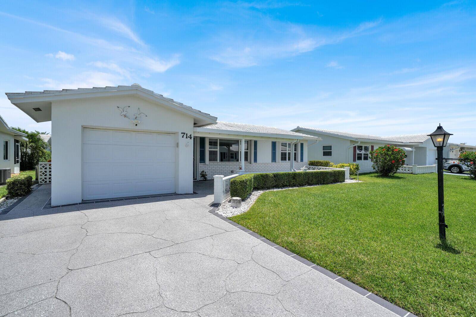 714 SW 16thBoynton Beach - picture