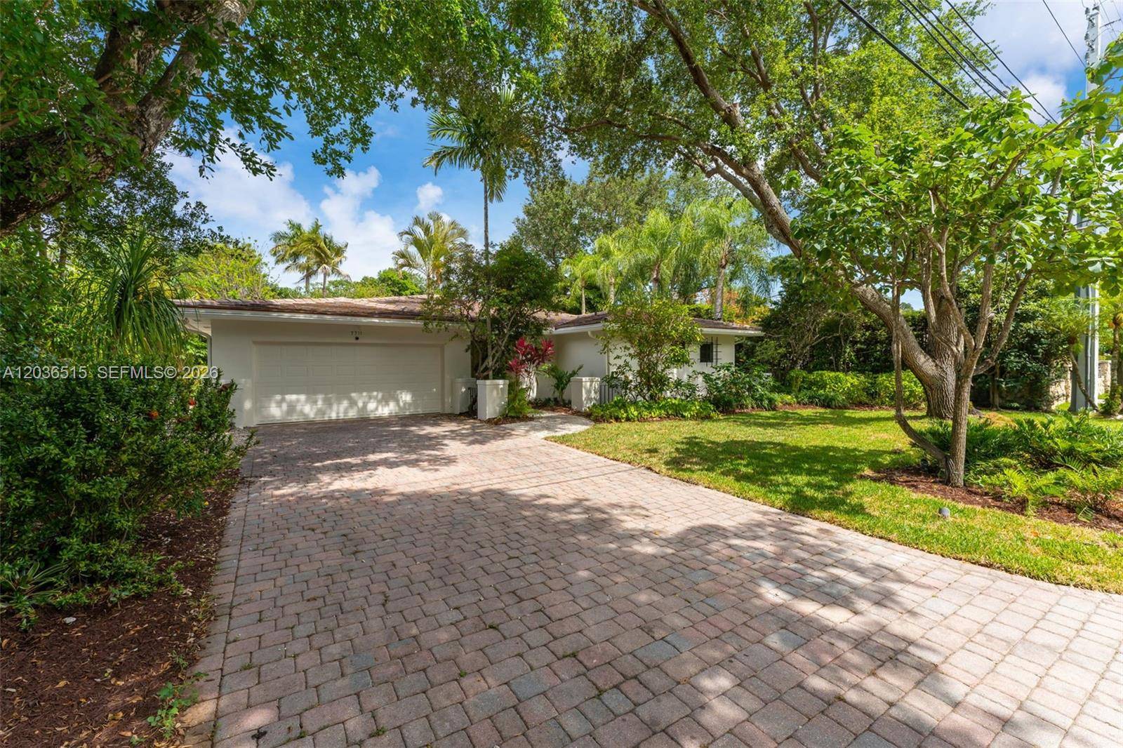 7711 SW 47th AveCoral Gables - picture