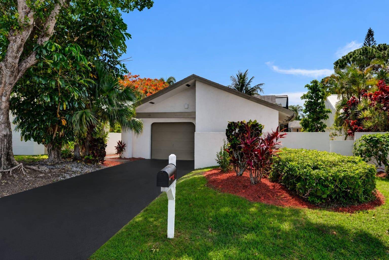 820 NW 21stDelray Beach - RAINBERRY LAKE PH IV-A condo unit 820 - picture