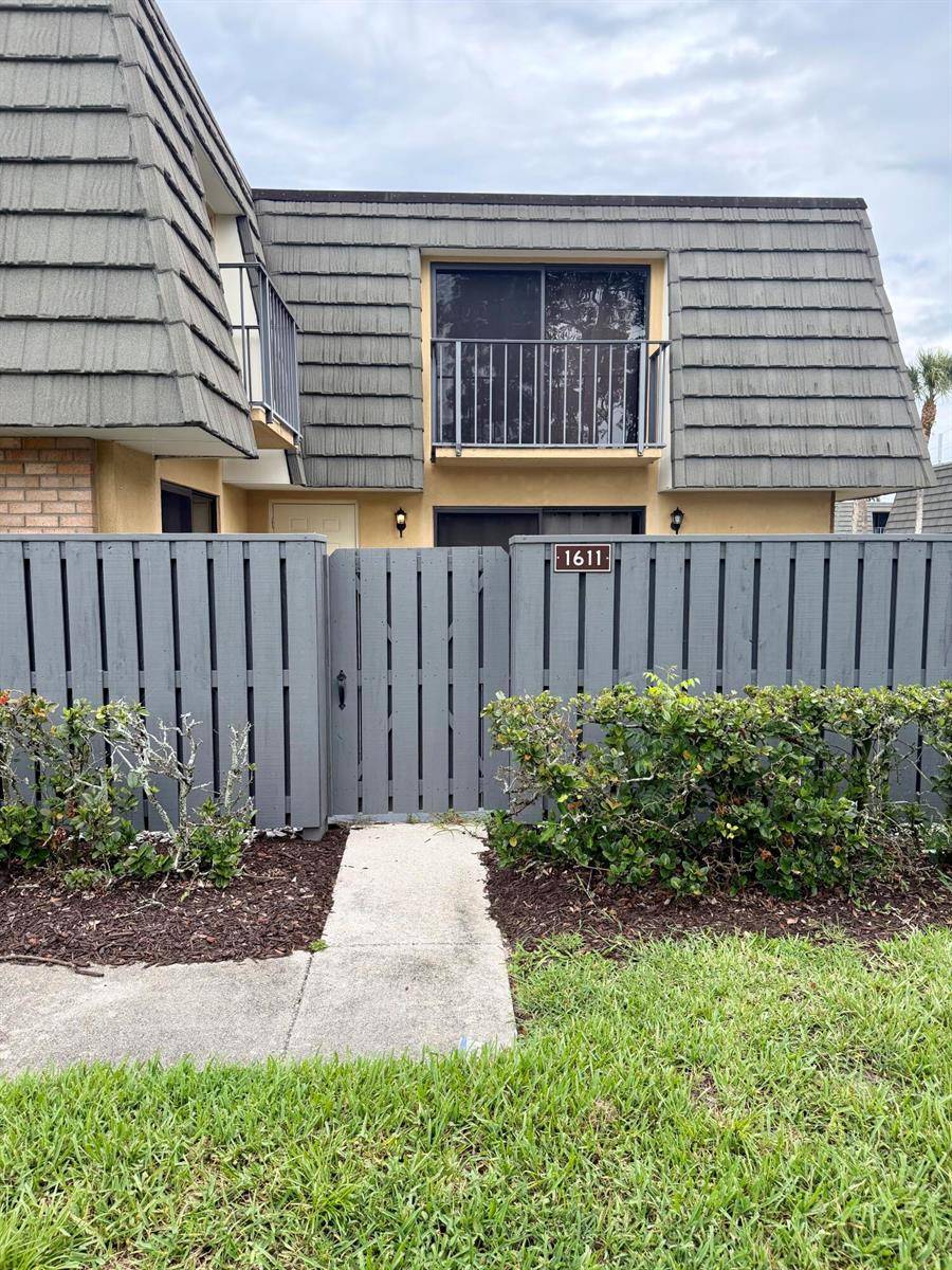 1611 16thWest Palm Beach - picture