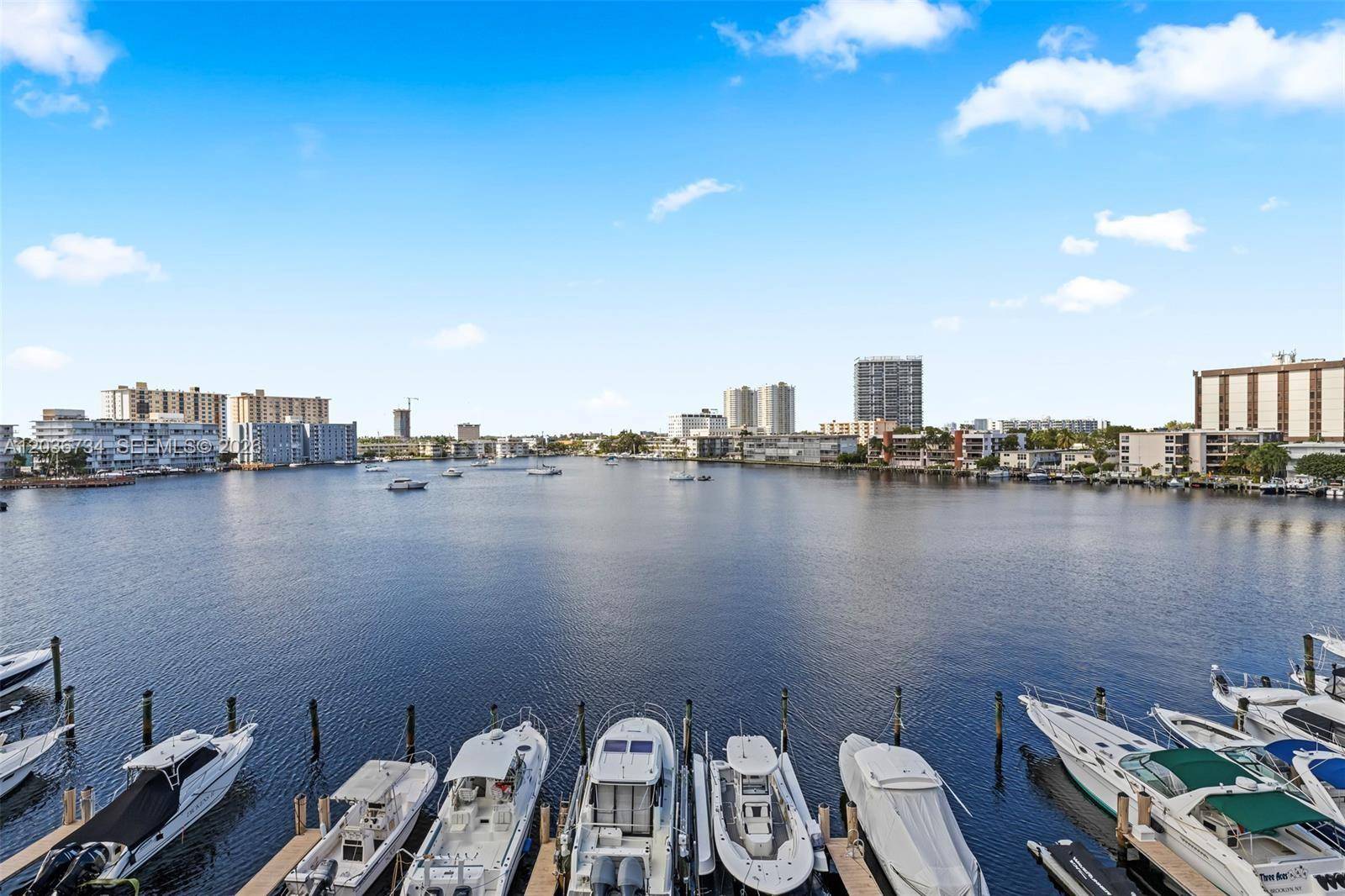 126 Golden Isles DrHallandale Beach - GOLDEN ISLES TOWERS CONDO,Golden Isles condo unit 62A - picture