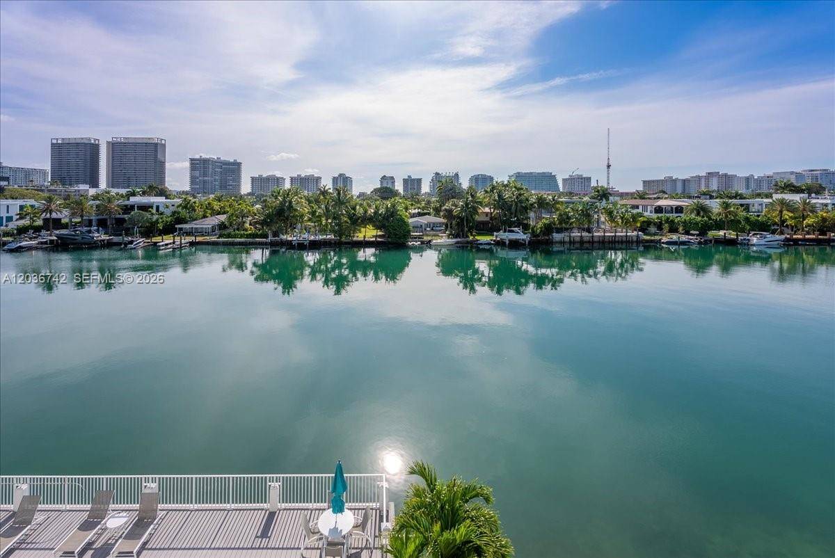 9381 E Bay Harbor DrBay Harbor Islands - Condo 1-4 Stories,Condo condo unit 404S - picture