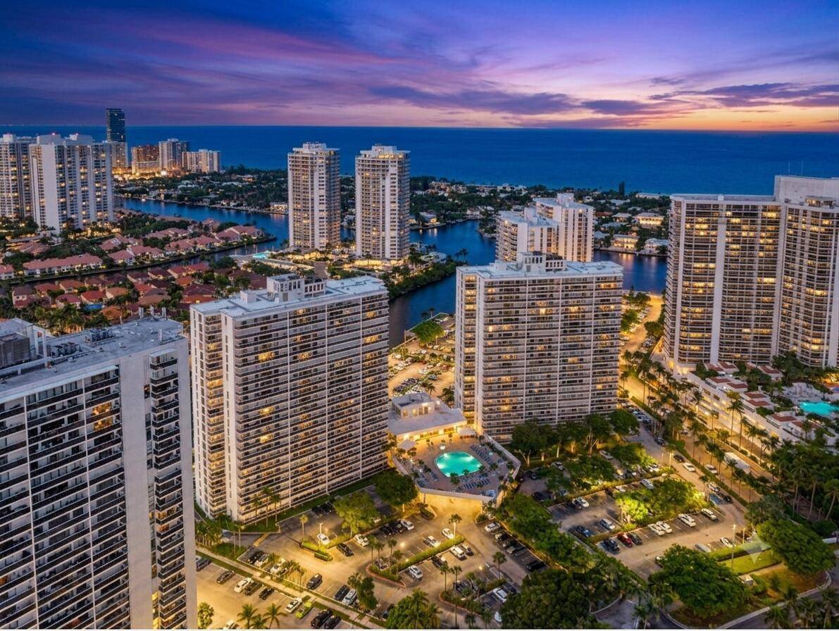 3701 N Country ClubAventura - FLAMENCO CONDO TOWER I condo unit 404 - picture